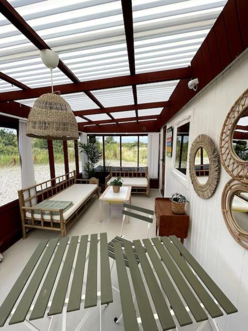 Апартаменти Fjordhytten. Rebuild Train Wagon From 1937. Оденсе Екстер'єр фото